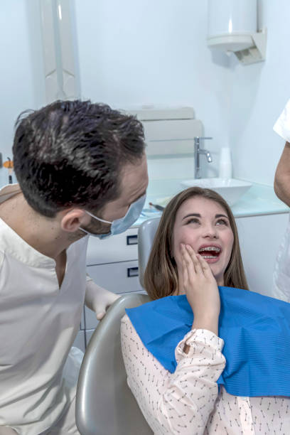 Best Emergency Gum Treatment in Carol Stream, IL